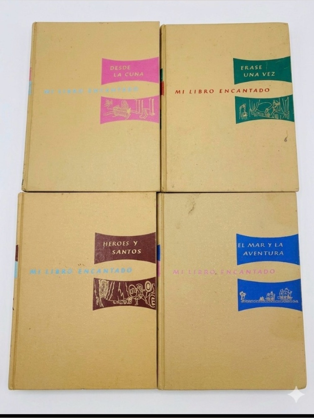Vintage 1979 Mi Libro Encantado Children’s Books Volume 1,2,6 & 7 Desde la Cuna
